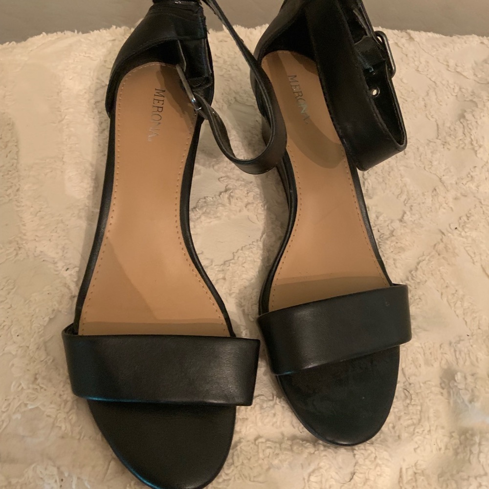 Heeled sandal